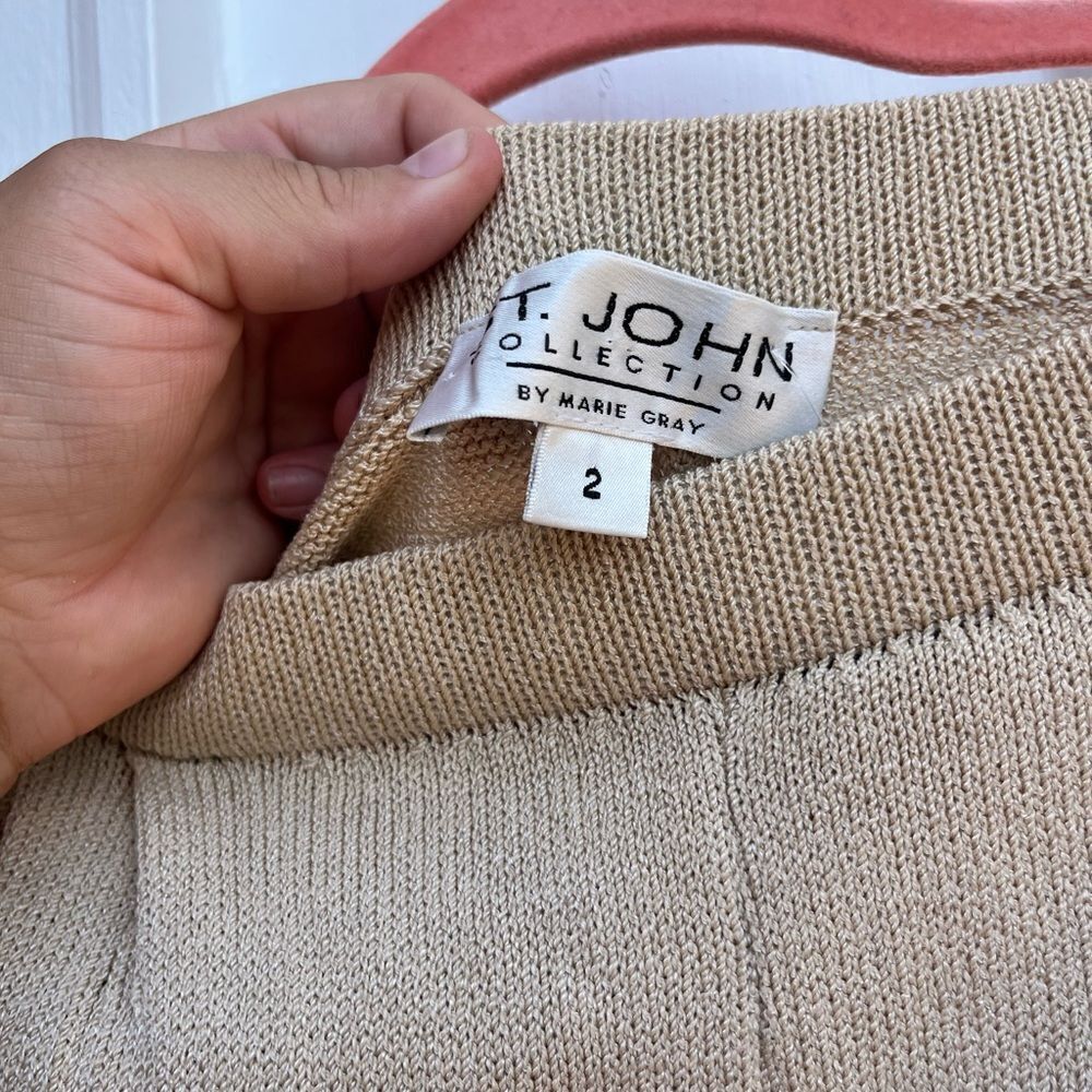 St. John Collection Knit Pants - Picture 2 of 8